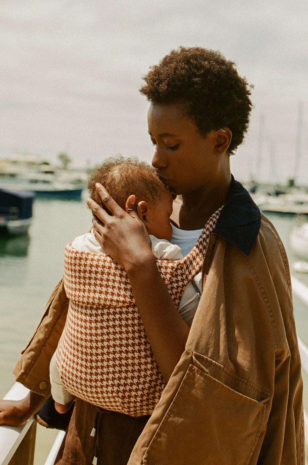 Harris - Houndstooth Aerial Carrier